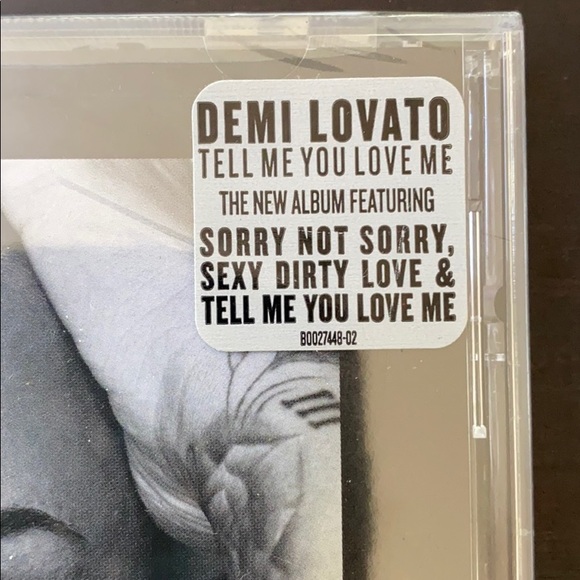 NWT Demi Lovato CD Tell Me You Love Me - Picture 2 of 5